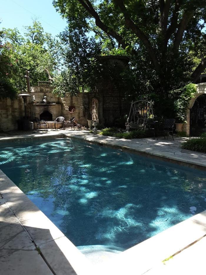 אוסטין Strickland Arms Bed And Breakfast מראה חיצוני תמונה