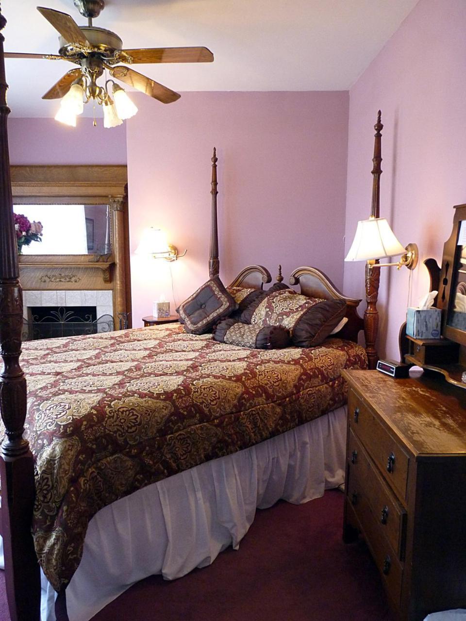 אוסטין Strickland Arms Bed And Breakfast מראה חיצוני תמונה